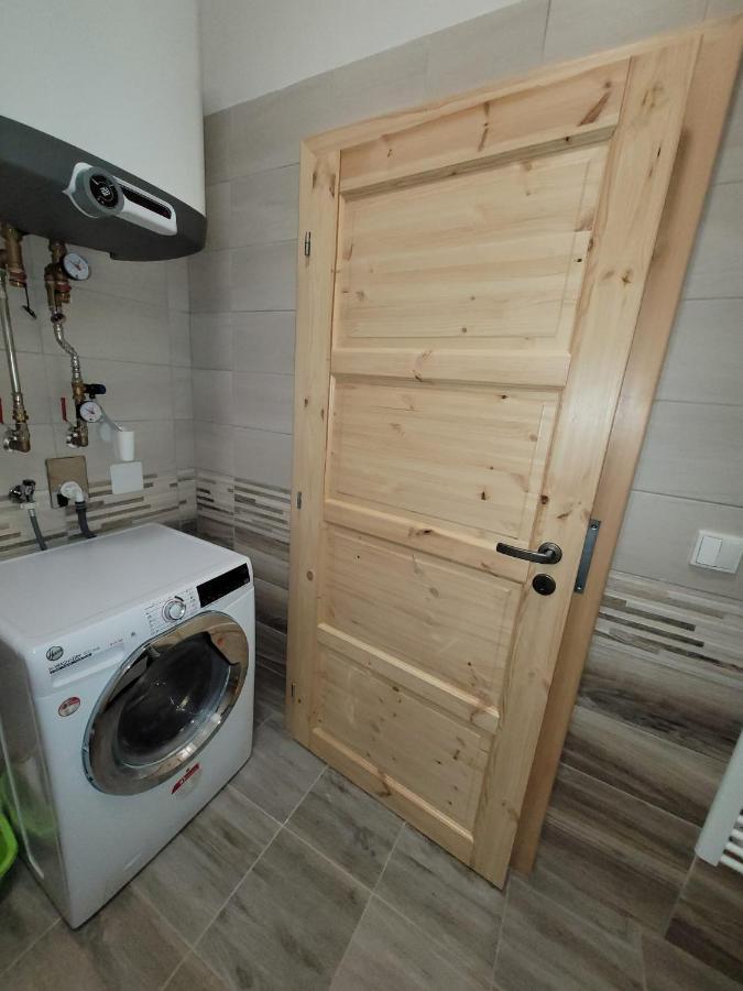 Chateau Moravany - Apartmany, Teepee A Wellness Ronov Nad Doubravou Exterior photo
