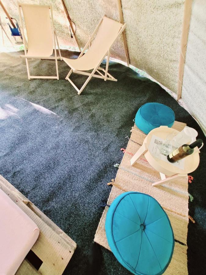 Chateau Moravany - Apartmany, Teepee A Wellness Ronov Nad Doubravou Exterior photo